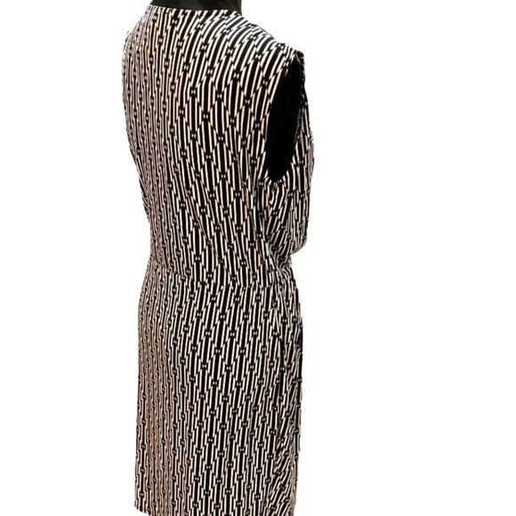 MICHAEL KORS Black & White Printed Faux Wrap Dress w/Side Buckle ( P/M) NWT $120 - Picture 7 of 7